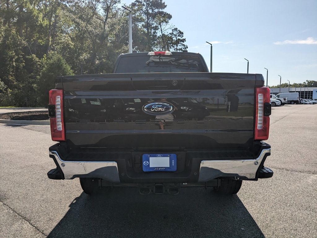 2025 Ford F-250 Super Duty Lariat