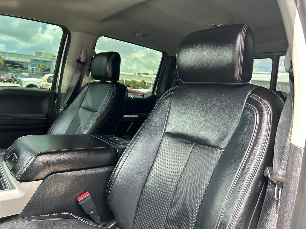 Used 2020 Silver Ford Lariat image 9