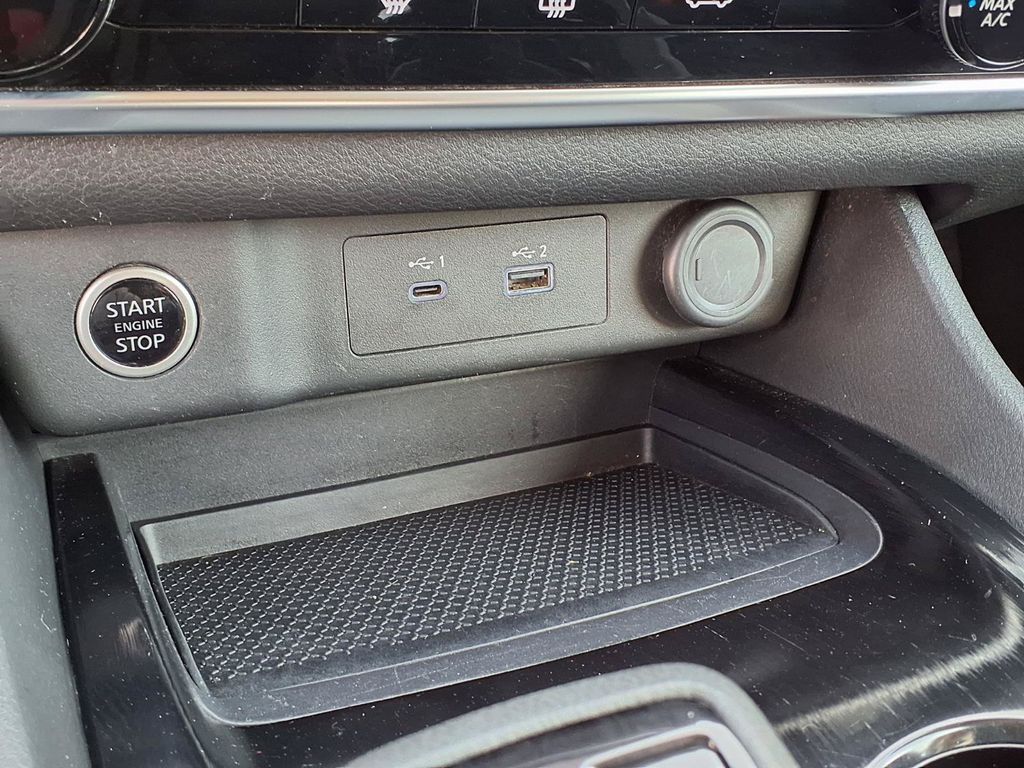 Used 2023 Nissan Rogue SUV