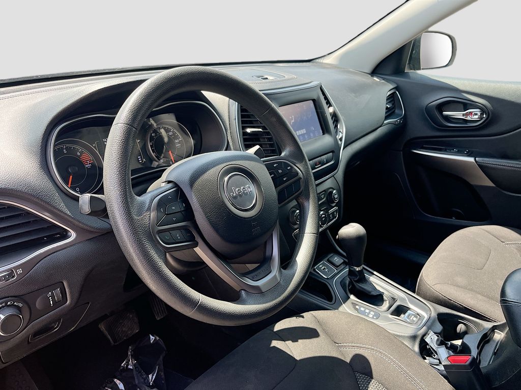 2021 Jeep Cherokee Latitude Red at Emmons Autoplex