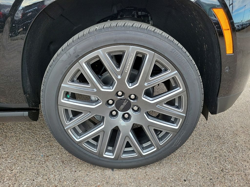 2026 GMC Yukon XL Denali Ultimate Black at Brown Buick GMC