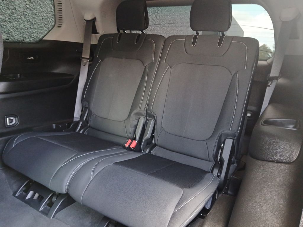 Used Car 2022 Jeep Grand Cherokee L  Laredo For Sale Under $25,000 In Austin, Texas