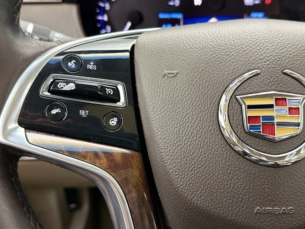 Thumbnail: 2013 Cadillac XTS - 11