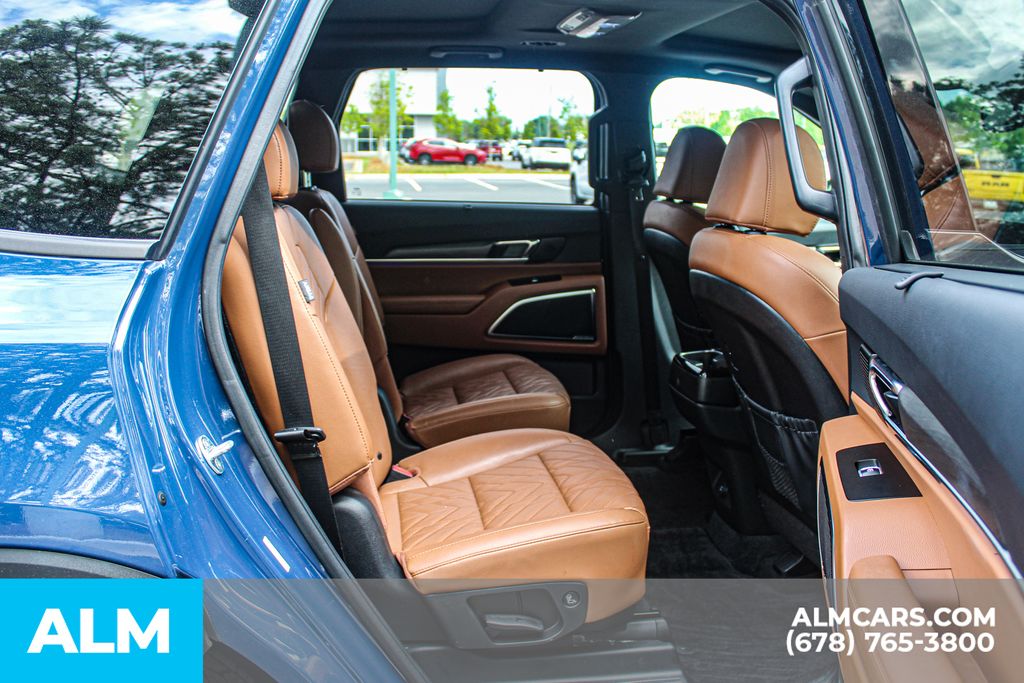 Used 2024 Black Kia SX X-Pro image 23