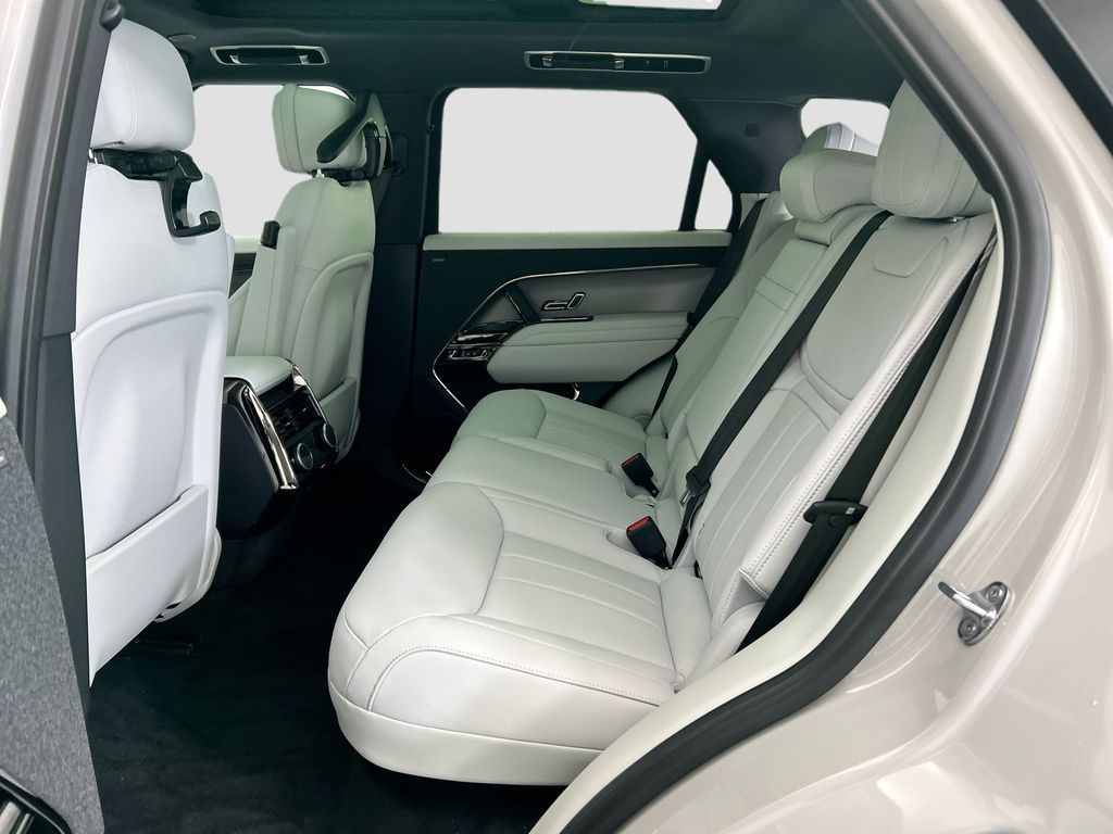 Thumbnail: 2026 Land Rover Range Rover Sport - 20