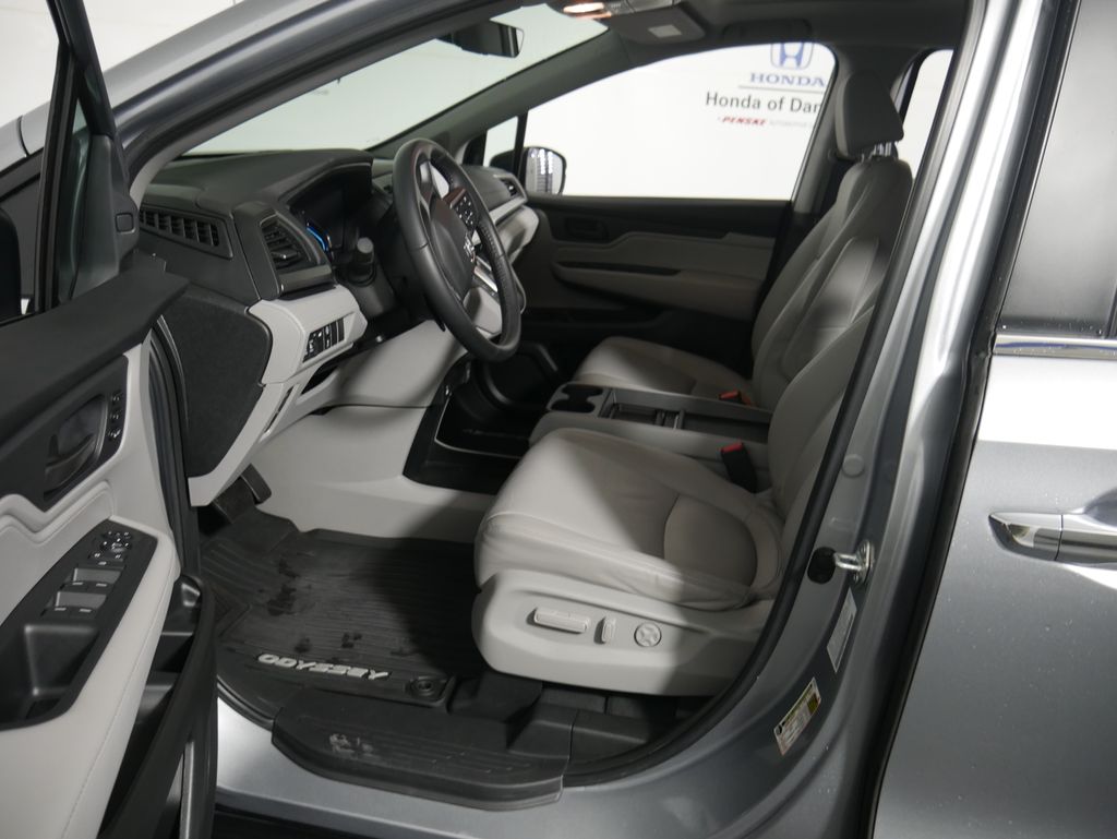 Thumbnail: 2023 Honda Odyssey - 13