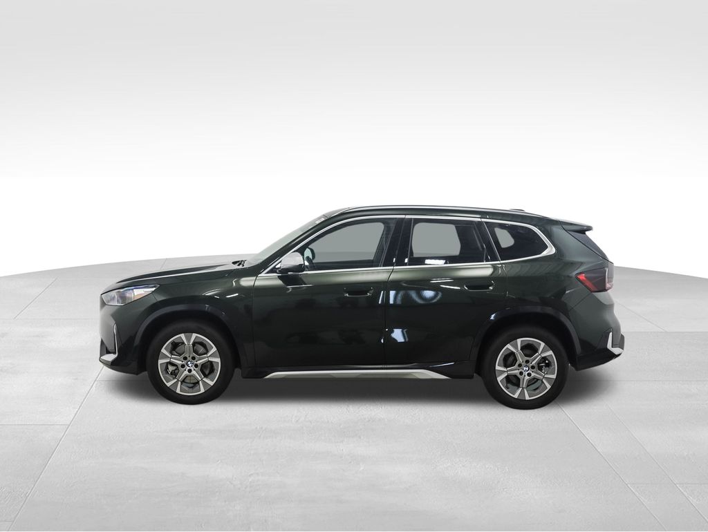 Thumbnail: 2023 BMW X1 - 2