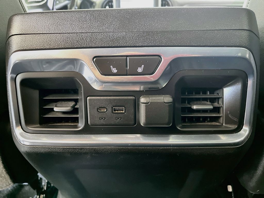 Used 2021 Black GMC AT4 image 27