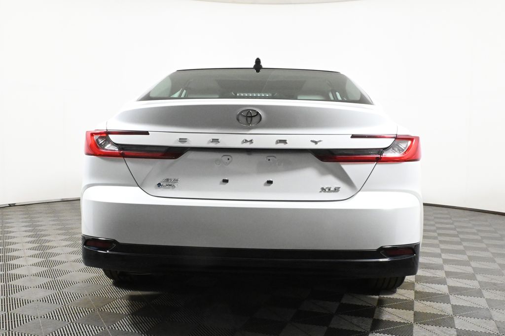 2025 Toyota Camry XLE 7