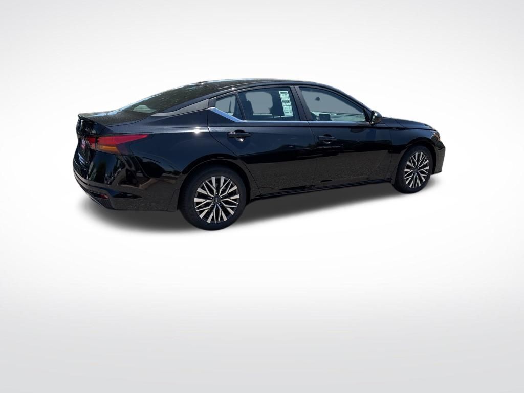 New 2026 Black Nissan 2.5 SV image 4