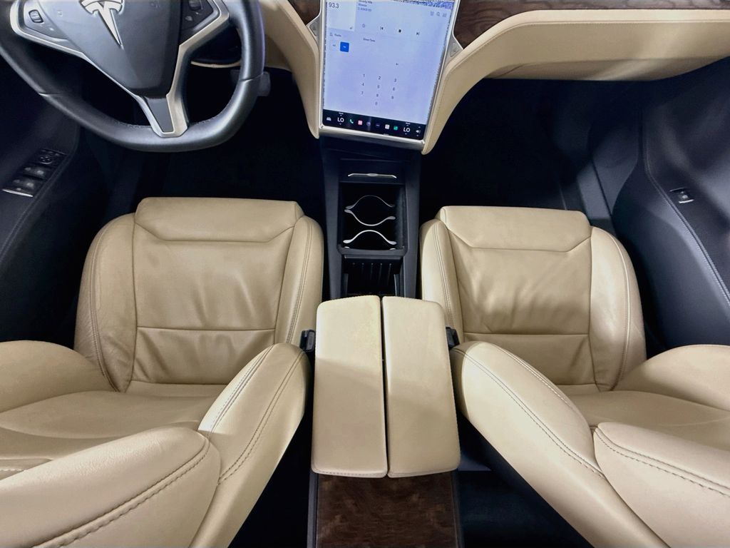 Thumbnail: 2017 Tesla Model S - 16