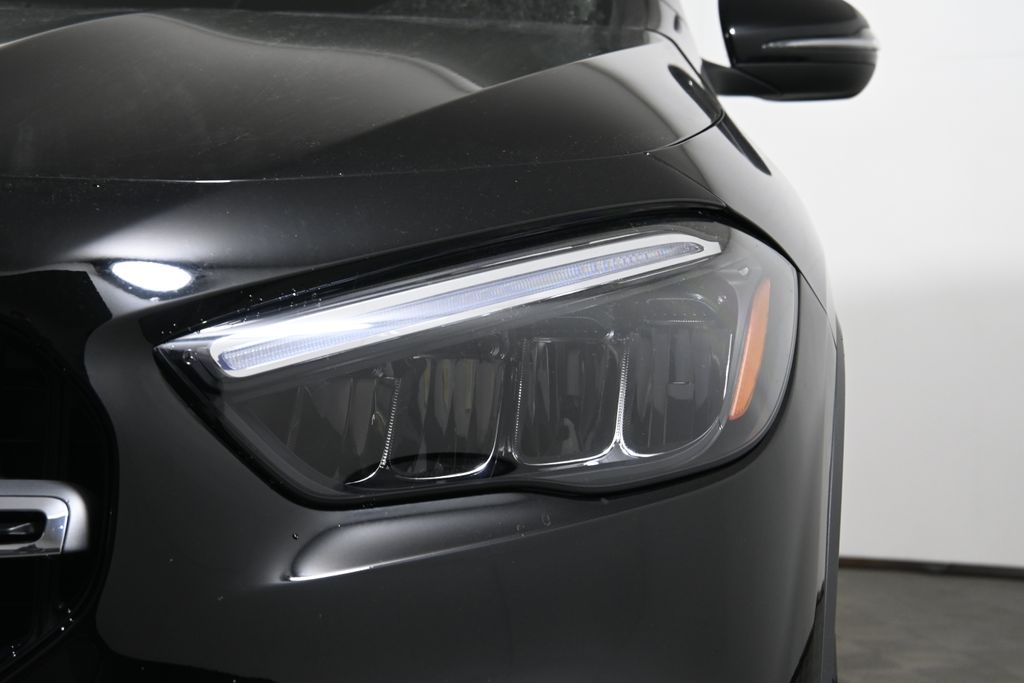 Thumbnail: 2025 Mercedes-Benz GLA - 10