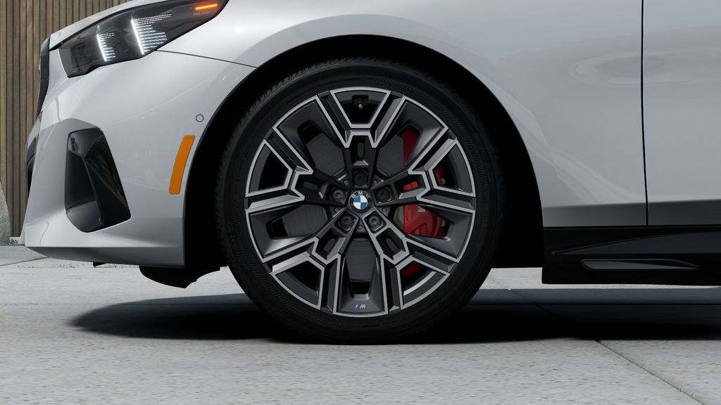 2025 BMW i5 M60 31