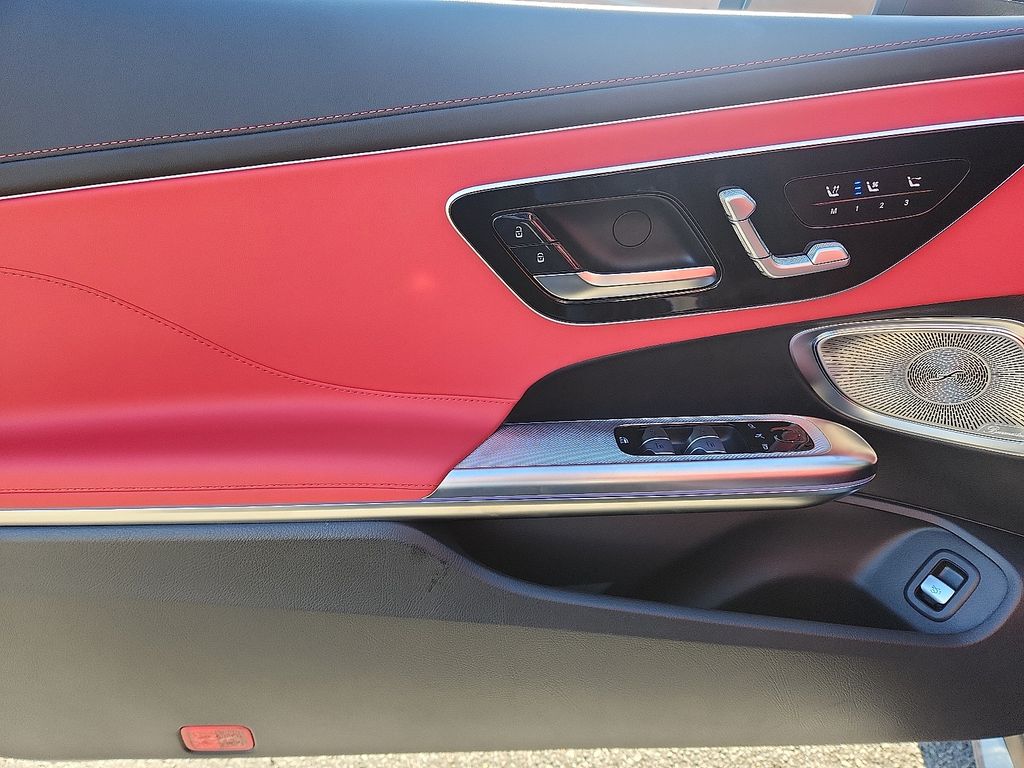 Thumbnail: 2026 Mercedes-Benz CLE - 8