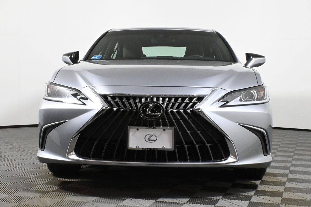 Thumbnail: 2025 Lexus ES - 10