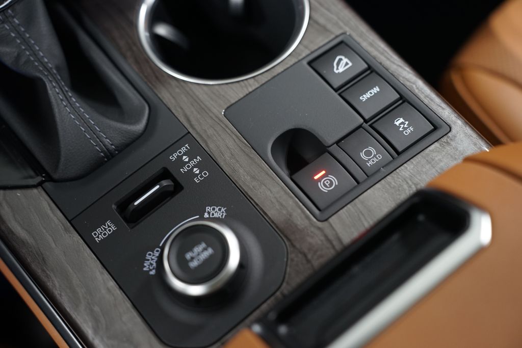 2025 Toyota Highlander Platinum 24