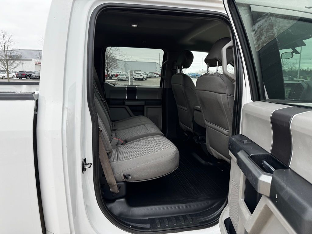 2019 Ford F-150 XLT photo
