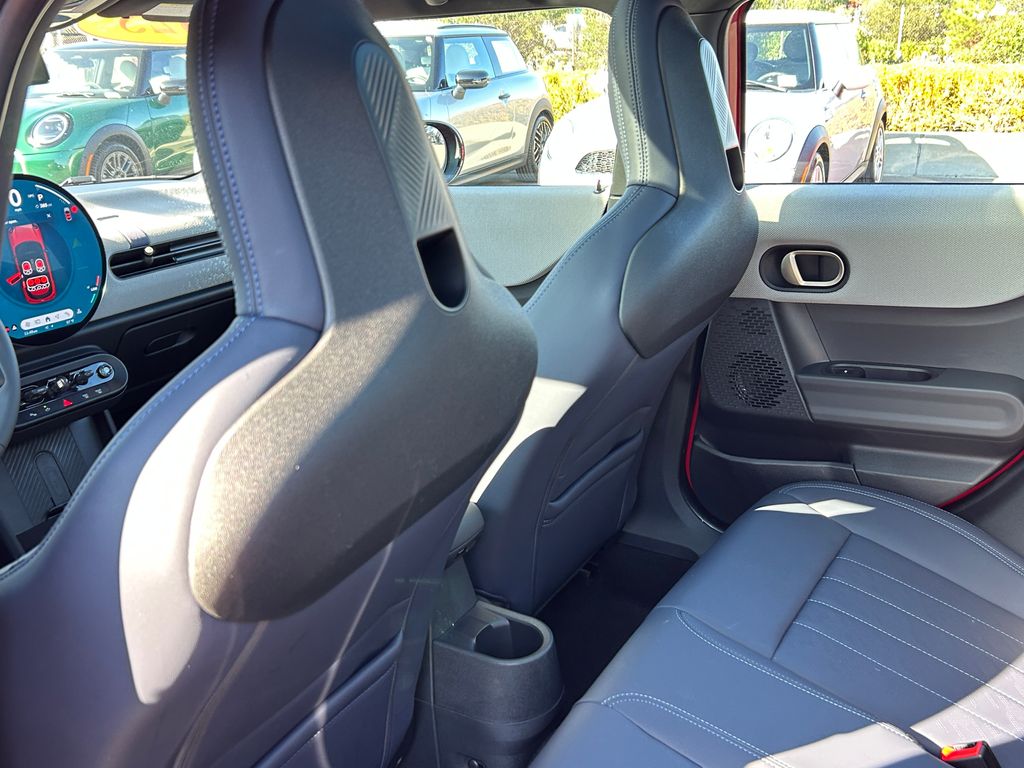 Thumbnail: 2025 MINI Cooper - 30