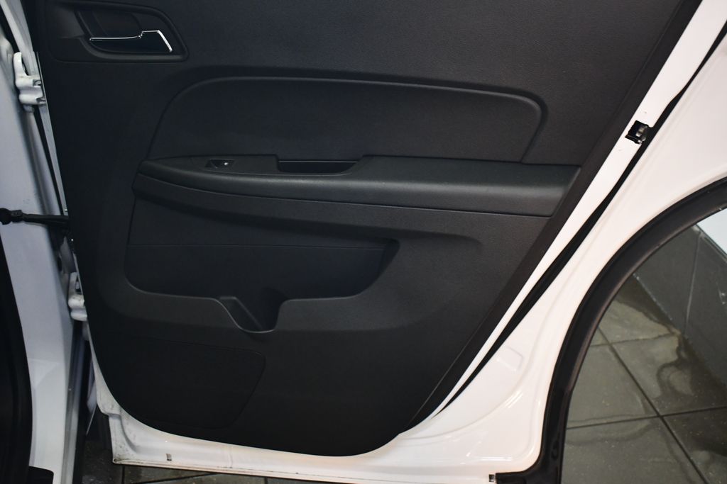 Thumbnail: 2013 Chevrolet Equinox - 27
