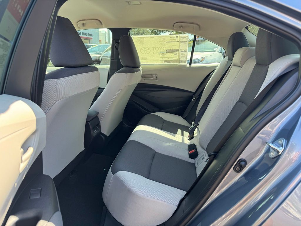 2026 Toyota Corolla LE photo 11
