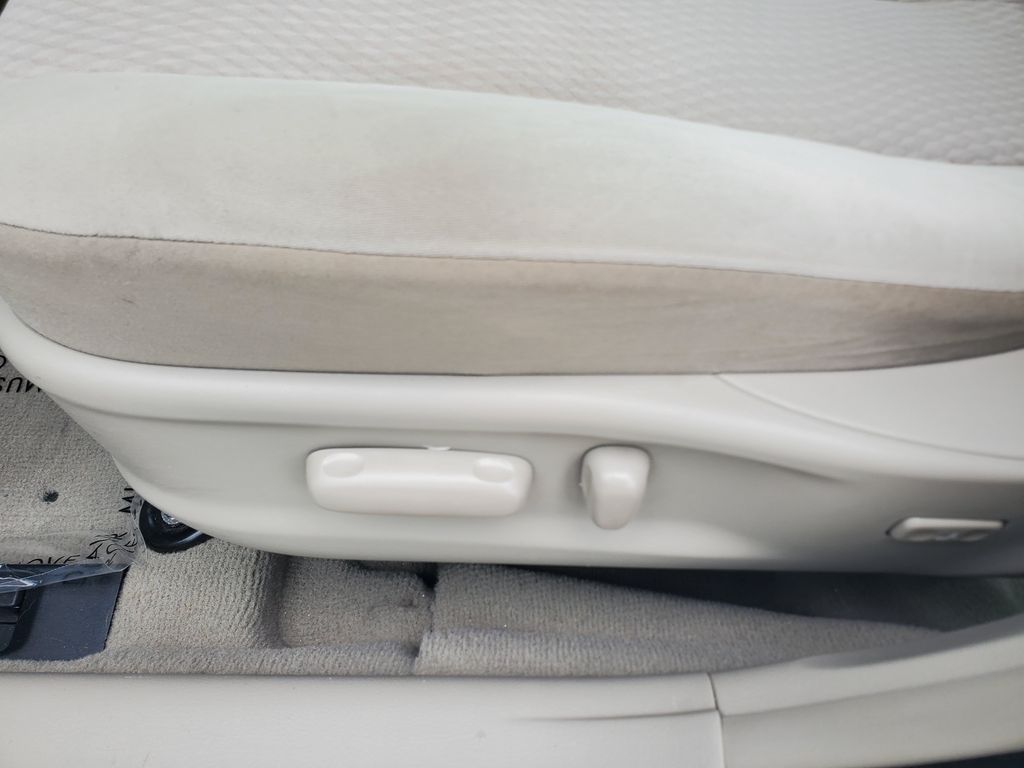2011 Toyota Camry - $6,088