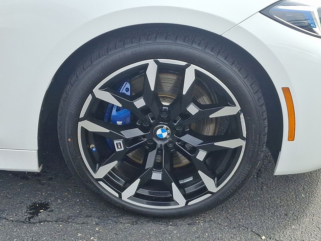 Thumbnail: 2025 BMW 4 Series - 8