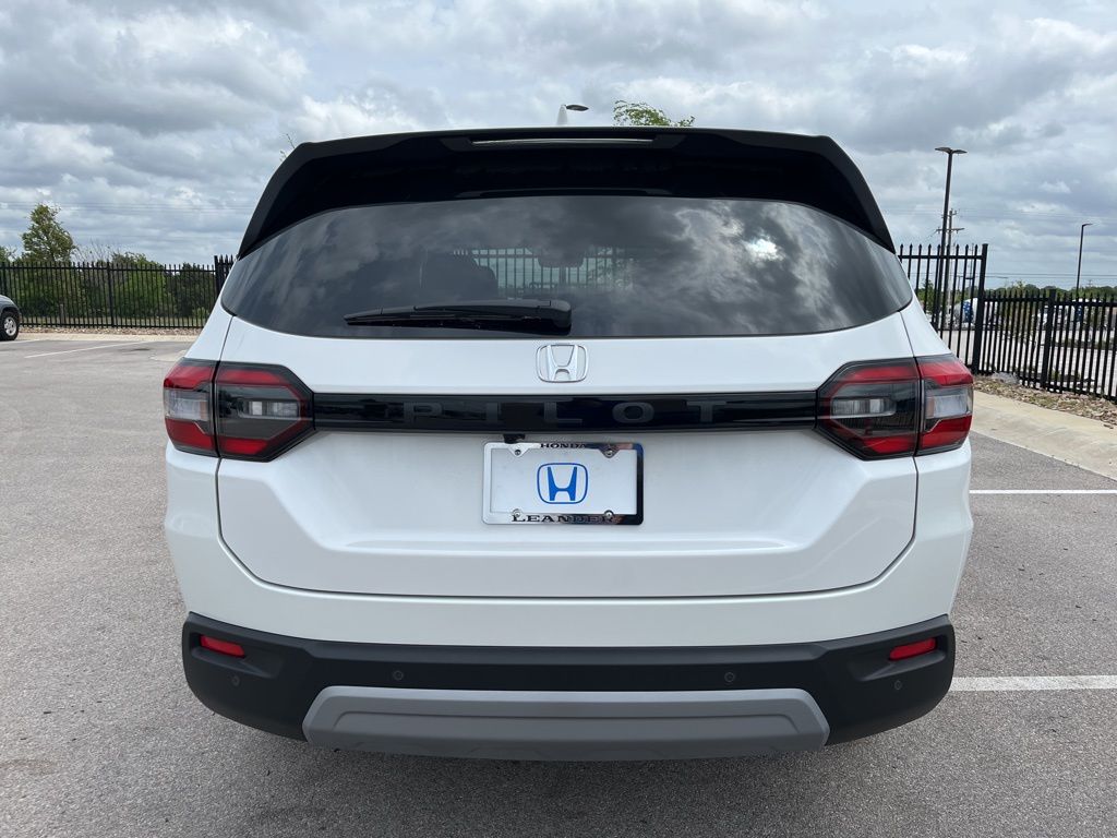 Thumbnail: 2025 Honda Pilot - 5