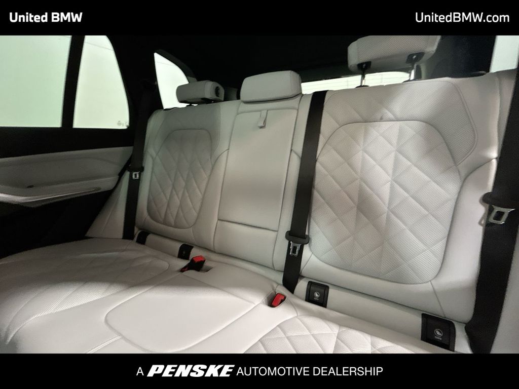 2026 BMW X5 xDrive40i 21
