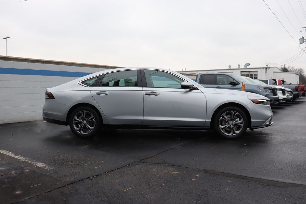 2025 Honda Accord EX-L 6