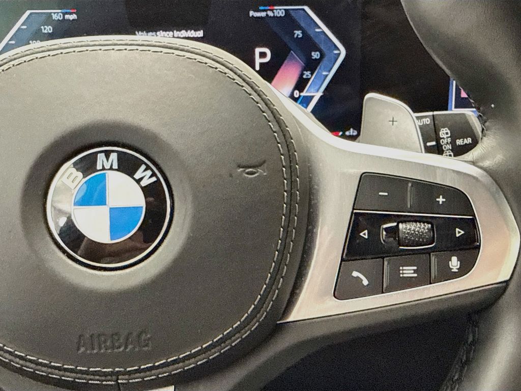 Thumbnail: 2024 BMW X7 - 12