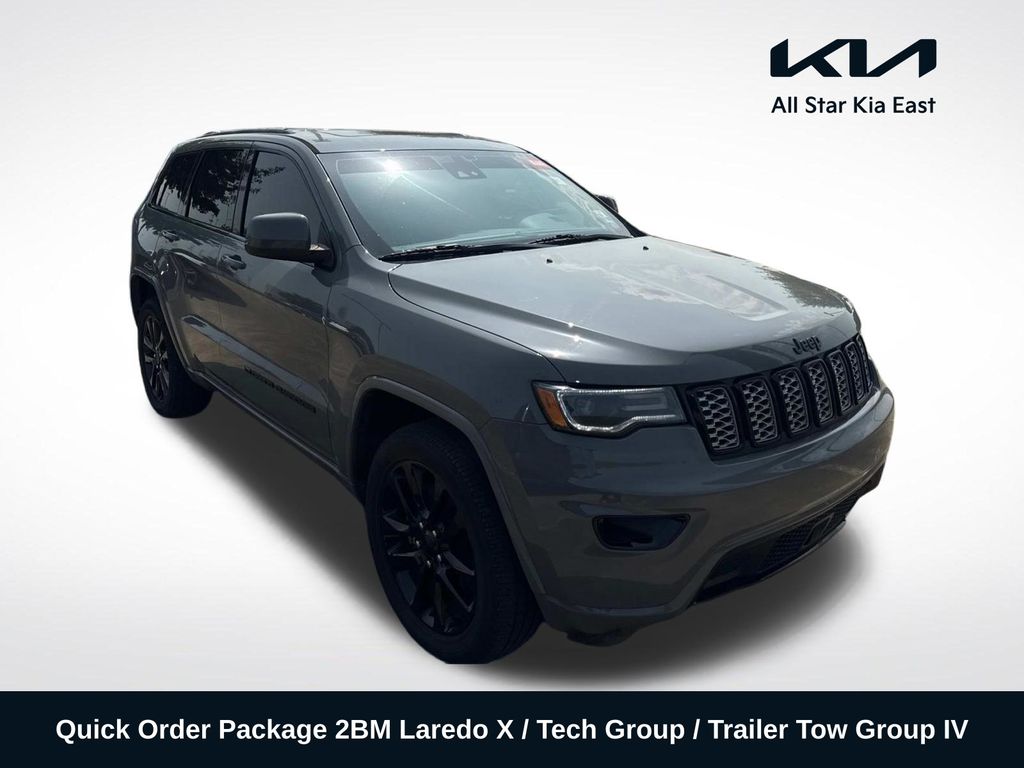 Sting-Gray Clearcoat 2022 Jeep Grand Cherokee SUV / Crossover 4X2 8-Speed Automatic