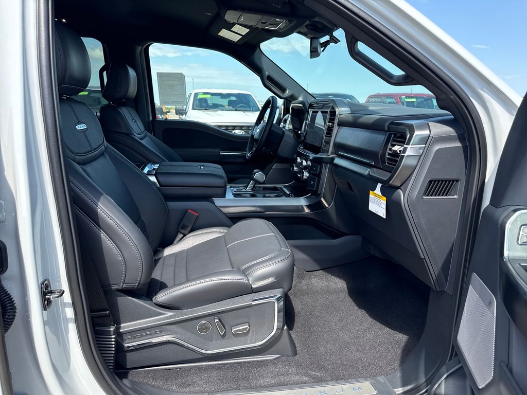 New 2026 White Ford Platinum image 23
