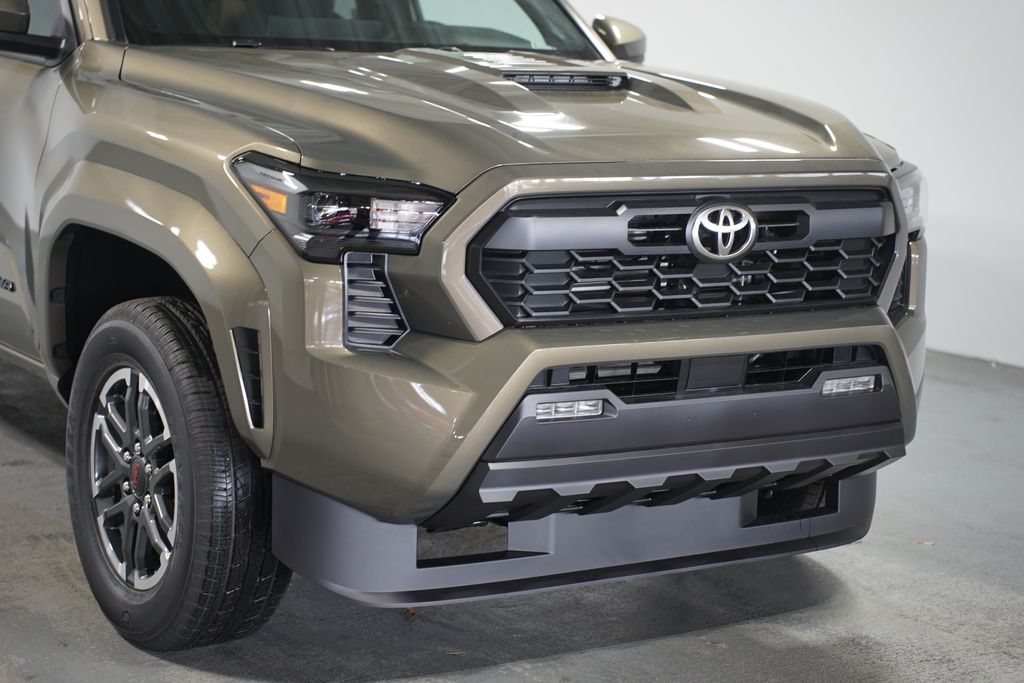 2025 Toyota Tacoma TRD Sport 4