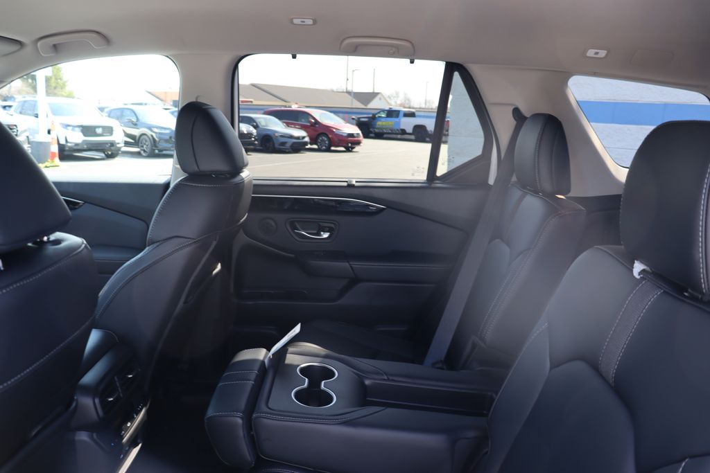 2025 Honda Pilot EX-L 12