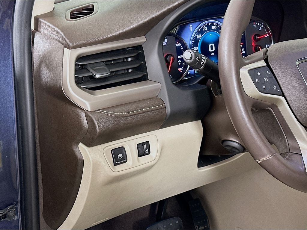 Thumbnail: 2019 GMC Acadia - 10