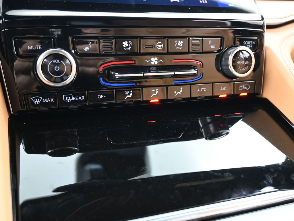 New 2025 Bright White Clearcoat Jeep Summit image 27