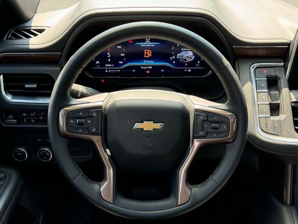 2023 Chevrolet Suburban High Country 18