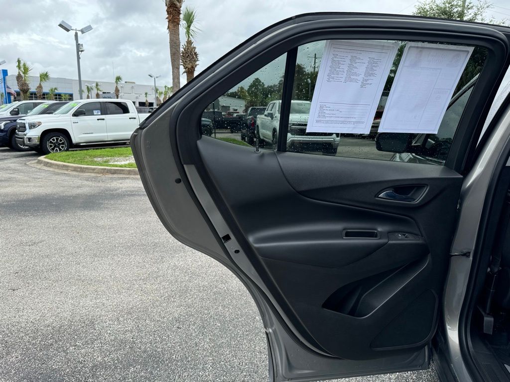 2018 Chevrolet Equinox LT 31