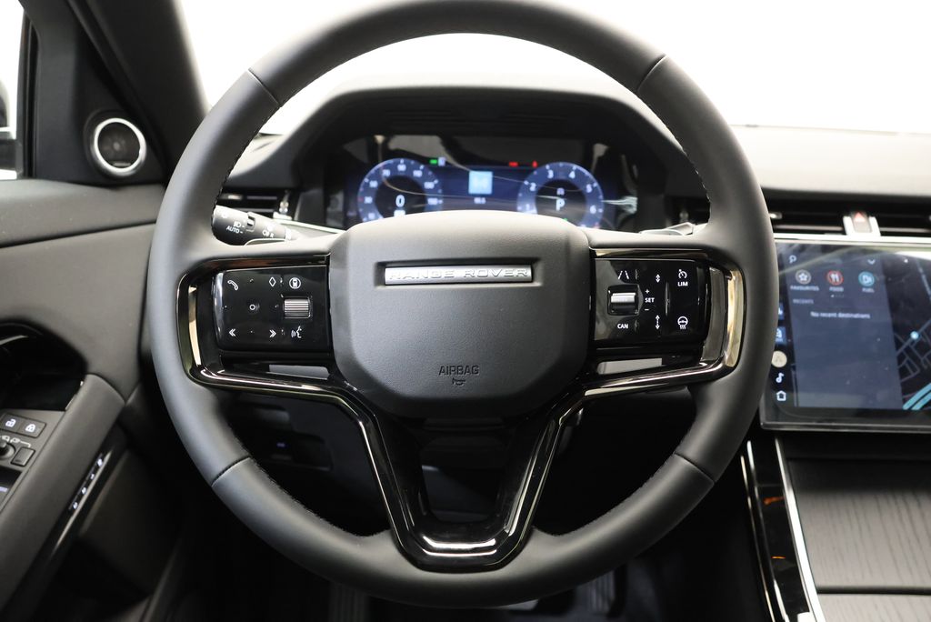 Thumbnail: 2026 Land Rover Range Rover Evoque - 17