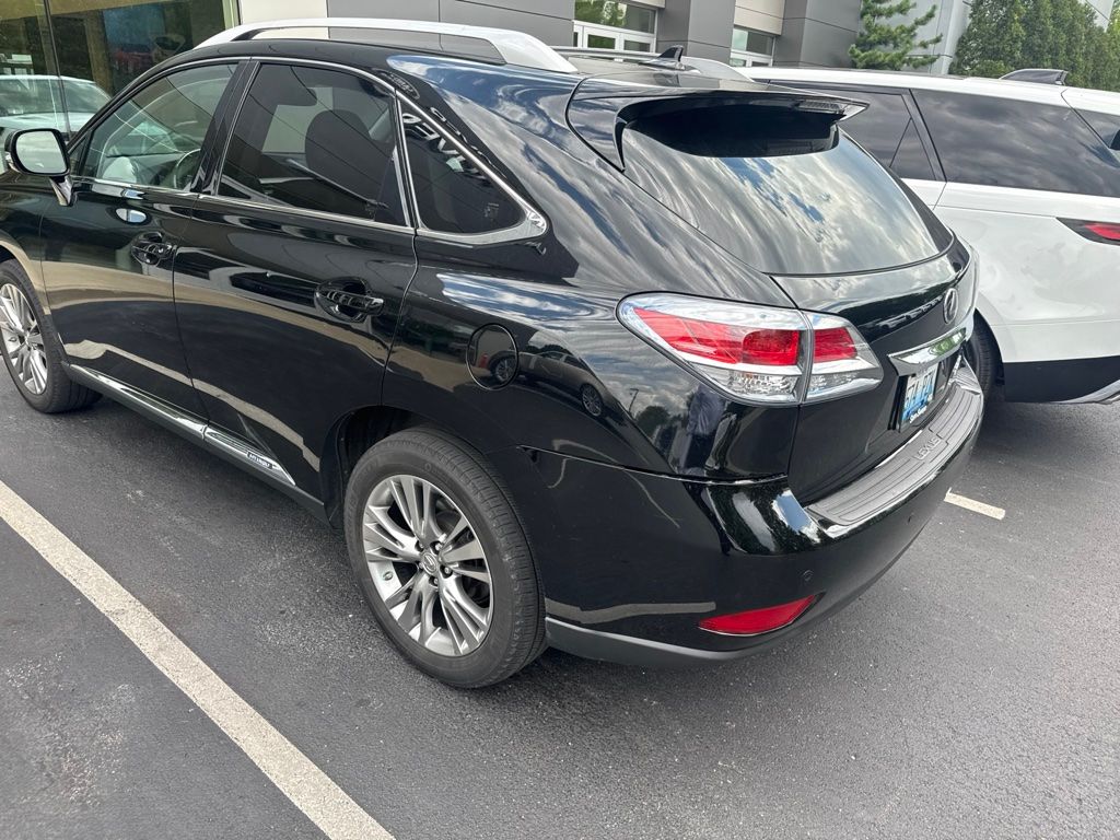 Used 2013 Black Lexus 450h image 7