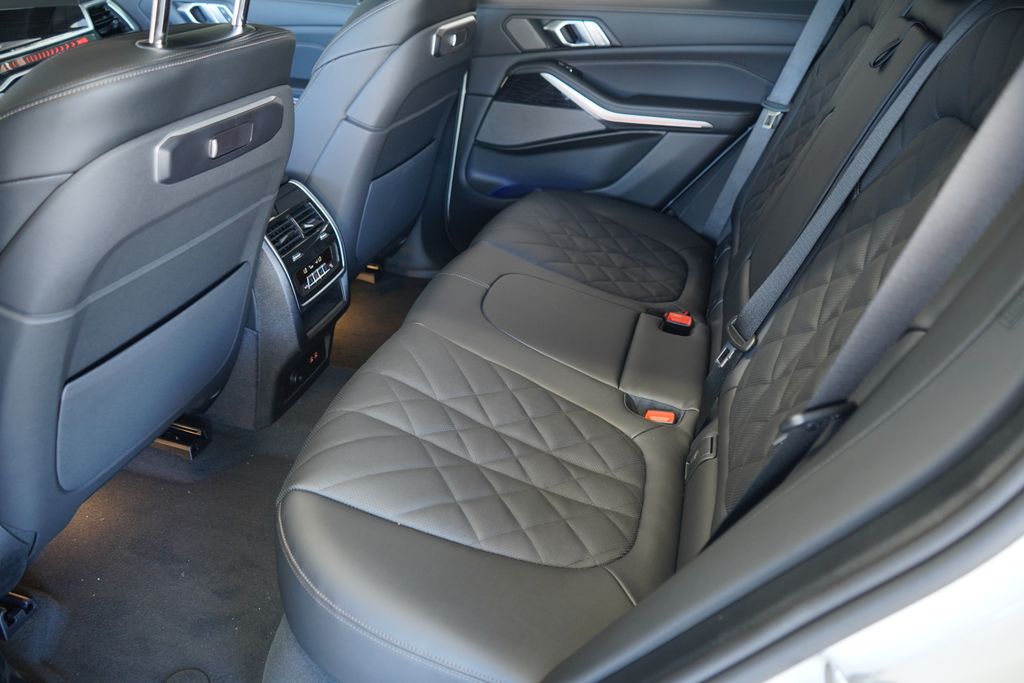 Thumbnail: 2026 BMW X5 - 20