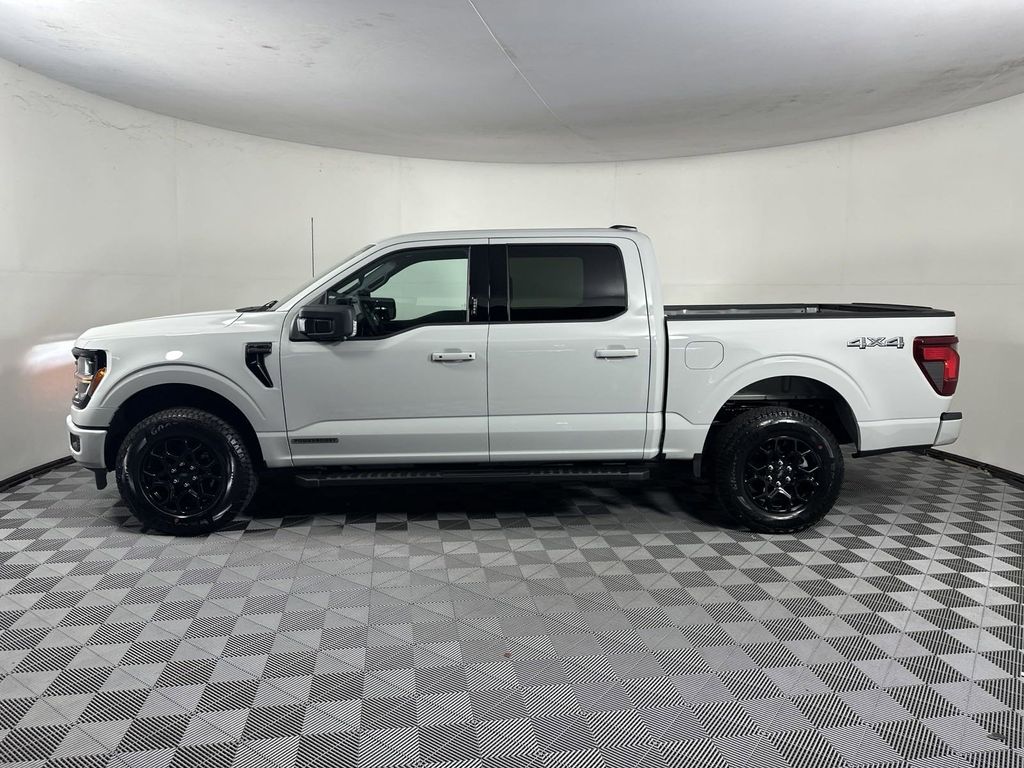 2024 Ford F-150 XLT 4