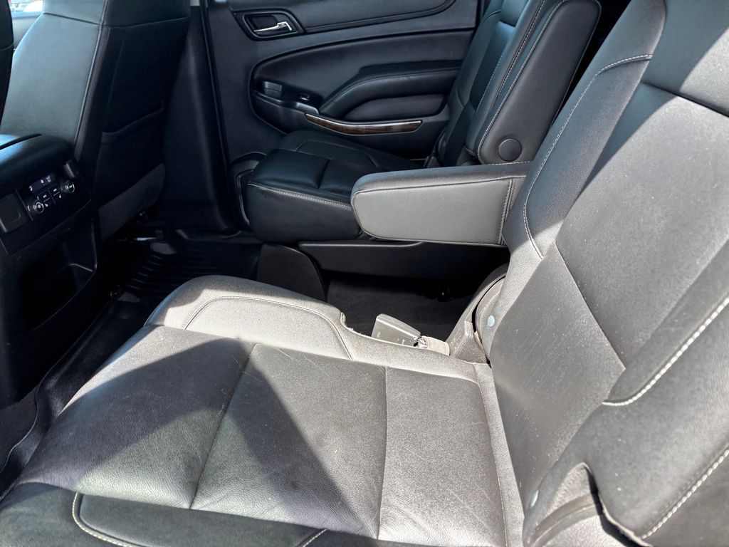 Used Car 2020 Chevrolet Suburban  Lt For Sale Under $35,000 In Austin, Texas