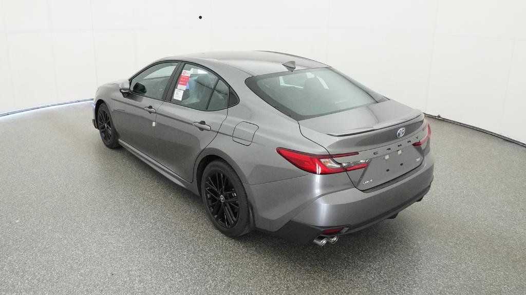 2025 Toyota Camry SE 15