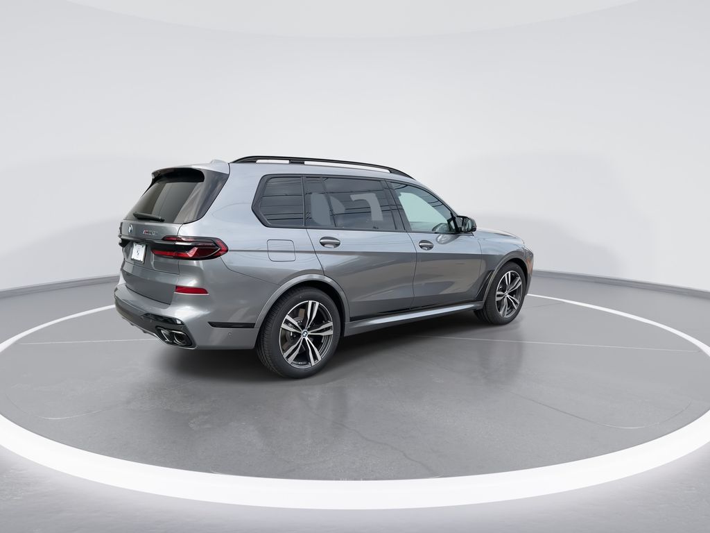 Thumbnail: 2026 BMW X7 - 8