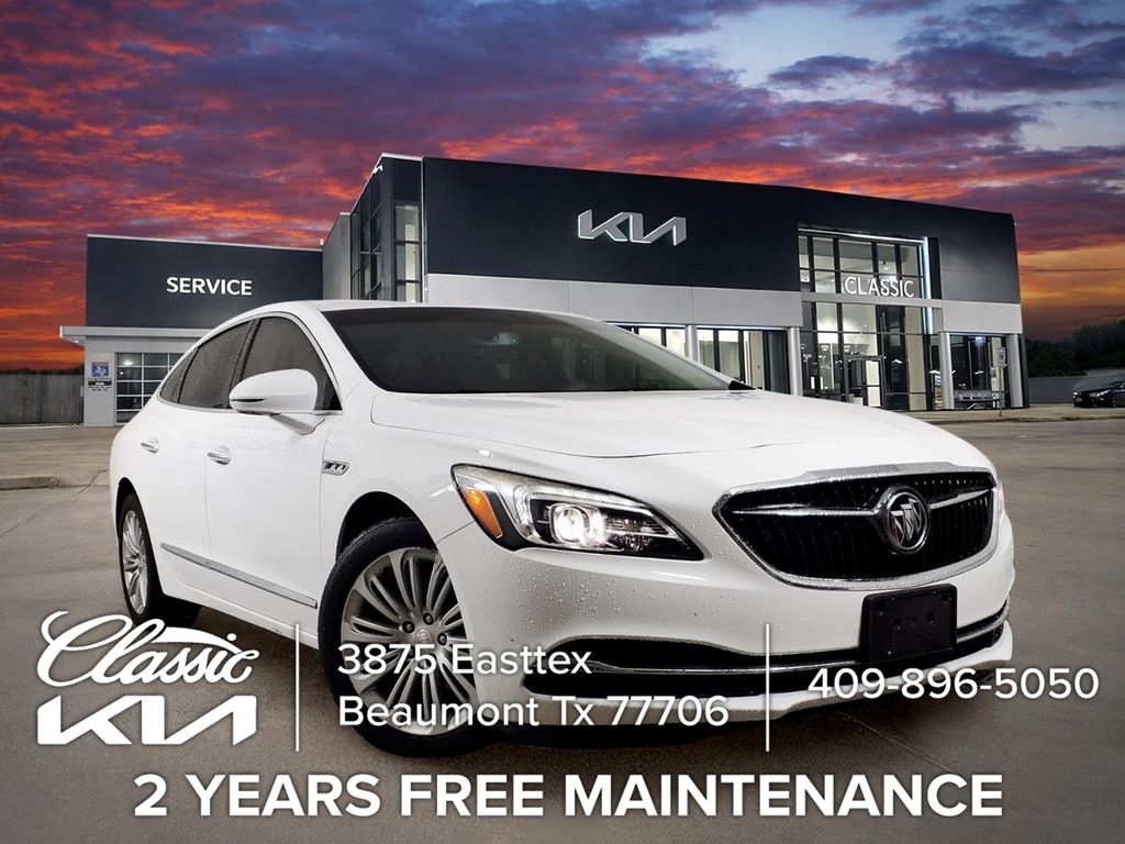  2019 Buick LaCrosse Essence FWD   
