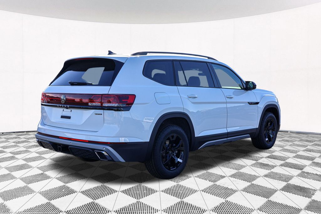 2024 Volkswagen Atlas 2.0T Peak Edition SE w/Technology 9