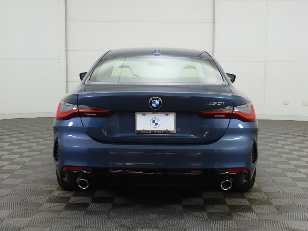 Thumbnail: 2026 BMW 4 Series - 7