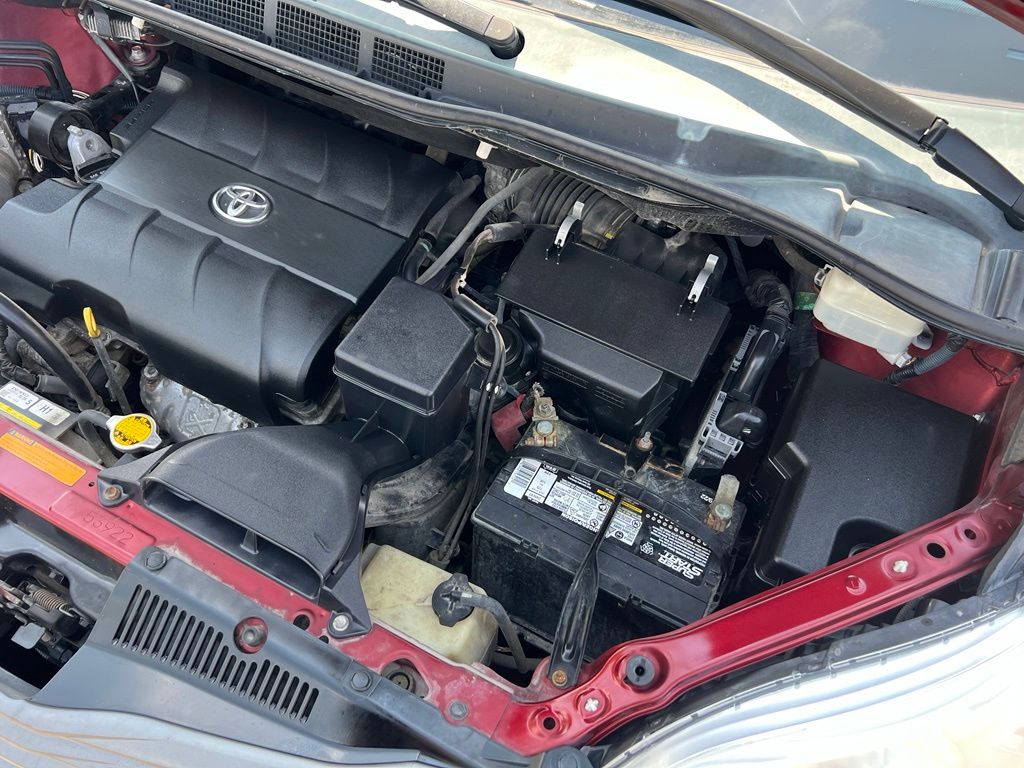 Used 2014 Toyota Sienna Van