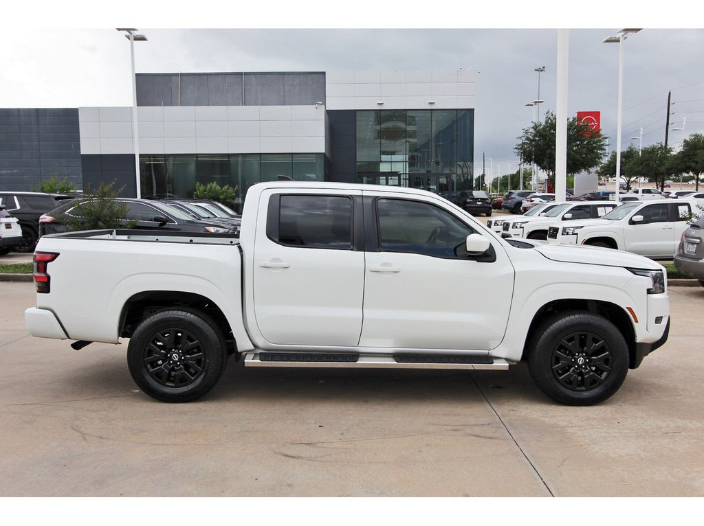 2022 Nissan Frontier SV White at Emmons Autoplex